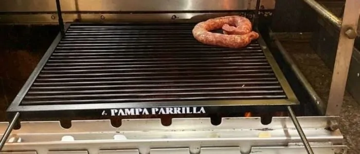 Grelha De Parrilla Uruguaia Com Espera Móvel Para Legumes Pampa Parrilla Aço Carbono Preta 2